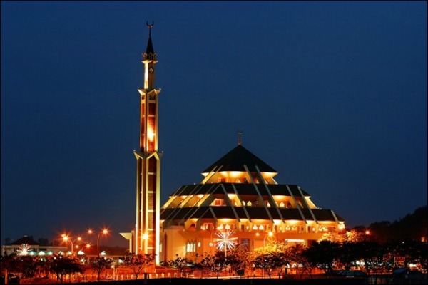 Masjid Raya Batam mosque france