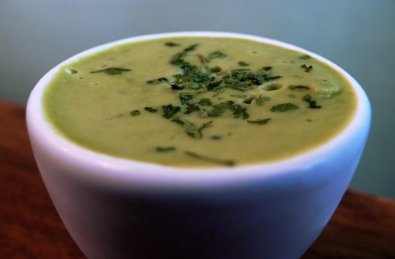 Easter dish: Pea and chervil soup in Germany