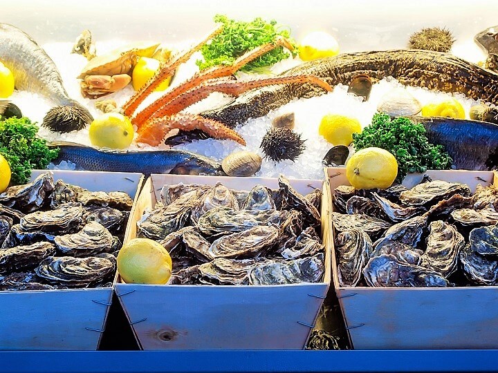 oysters on french riviera