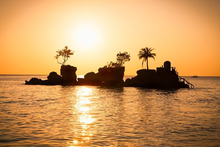 Willys Rock sunset at Boracay tropical - Philippines